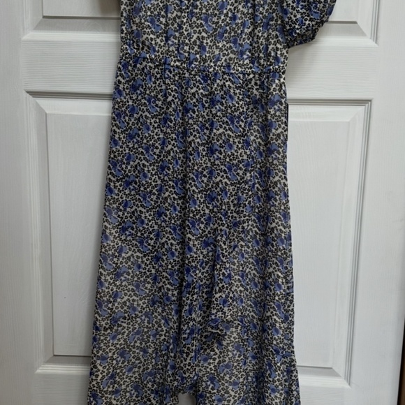 Express Dresses & Skirts - Express Floral Dress
